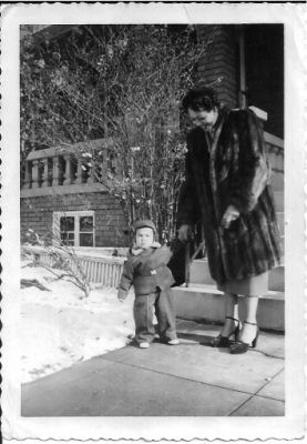 Della_Rattley_and_Binky_Jan_1953.jpg