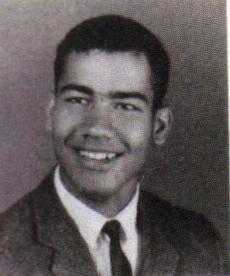 Elliott_HS_Pic.jpg